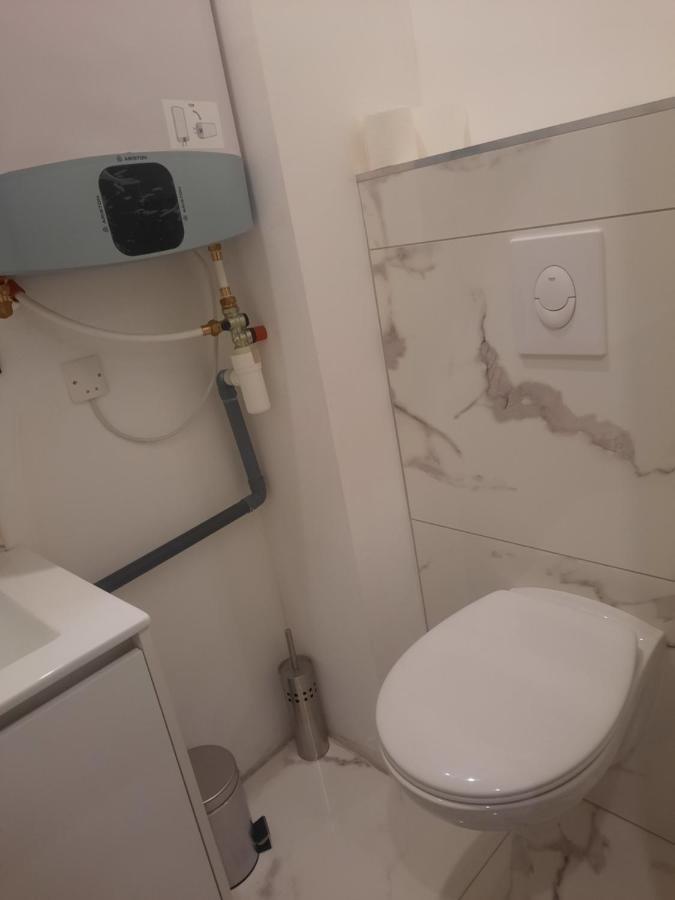 Apartament Le Refuge Du Bonheur Trévoux Zewnętrze zdjęcie